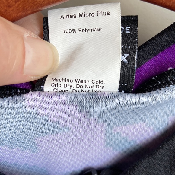 Twin Six biking shirt - Picture 5 of 8